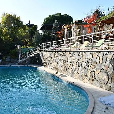 Castle Nolana 3* Geredeli