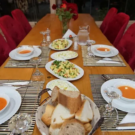 Castle Nolana 3* Geredeli