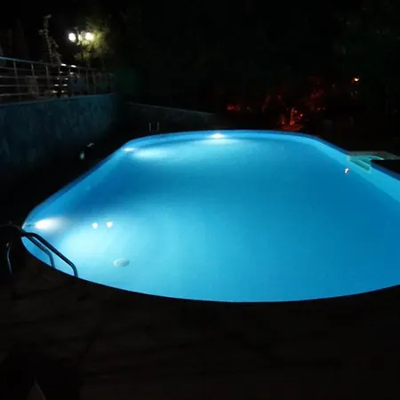 Отель Castle Nolana Geredeli